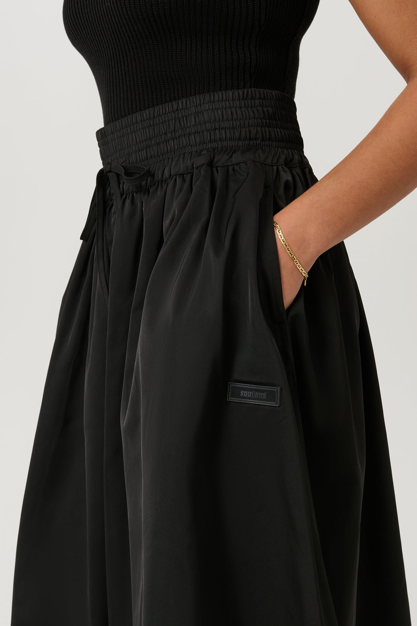 【関税込み】Soulland ブラック Meir ミディアムスカート MEIR skirt – Soulland
