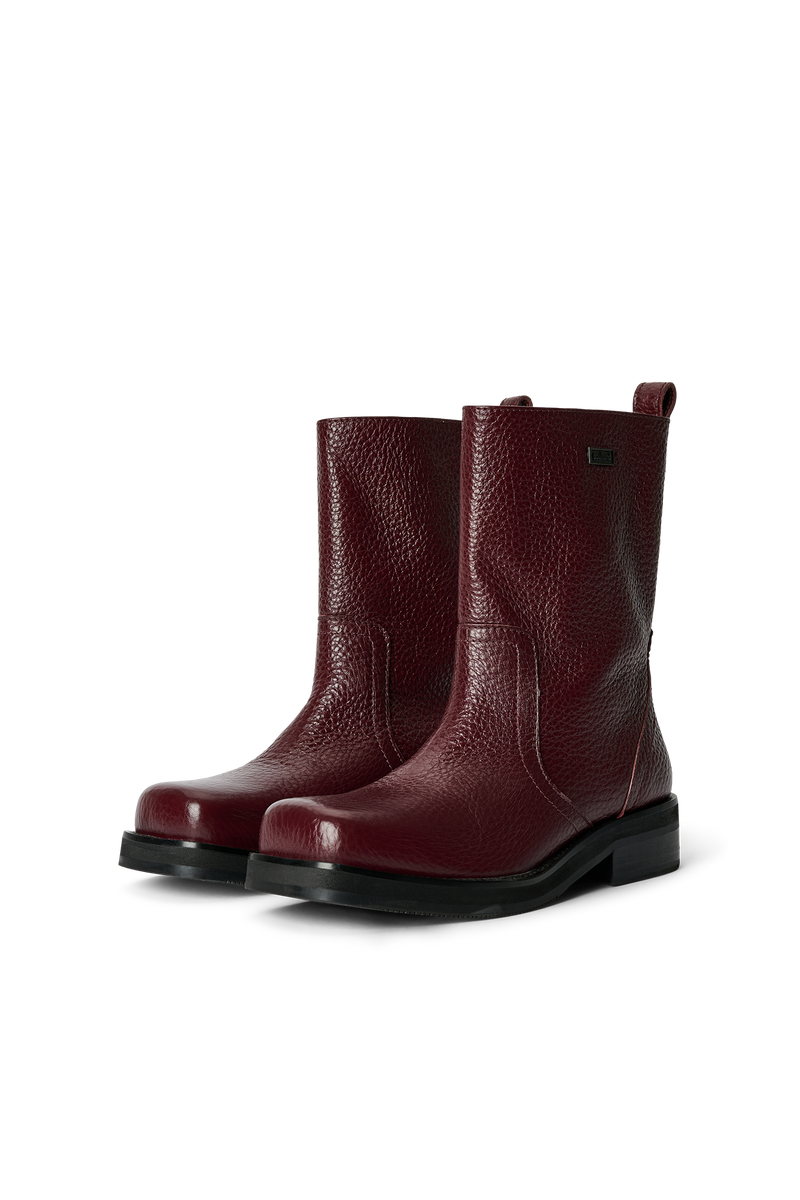 DELAWARE structured leather boots