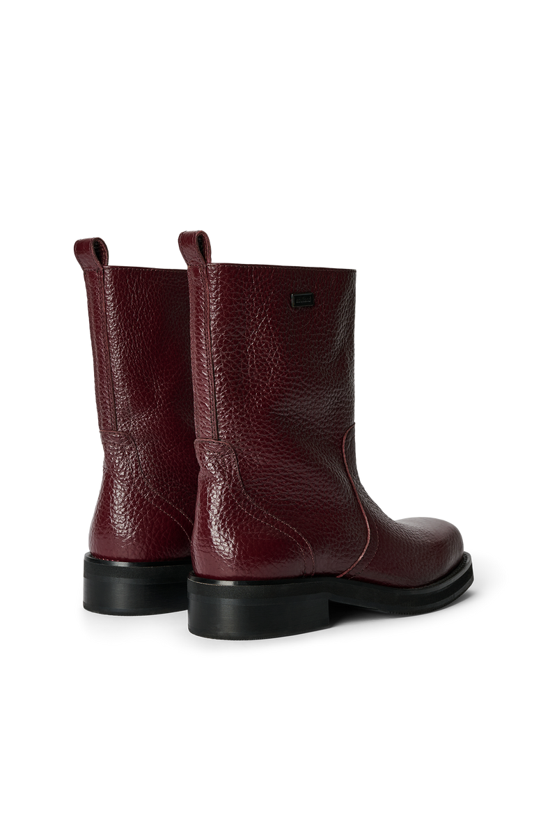 DELAWARE structured leather boots